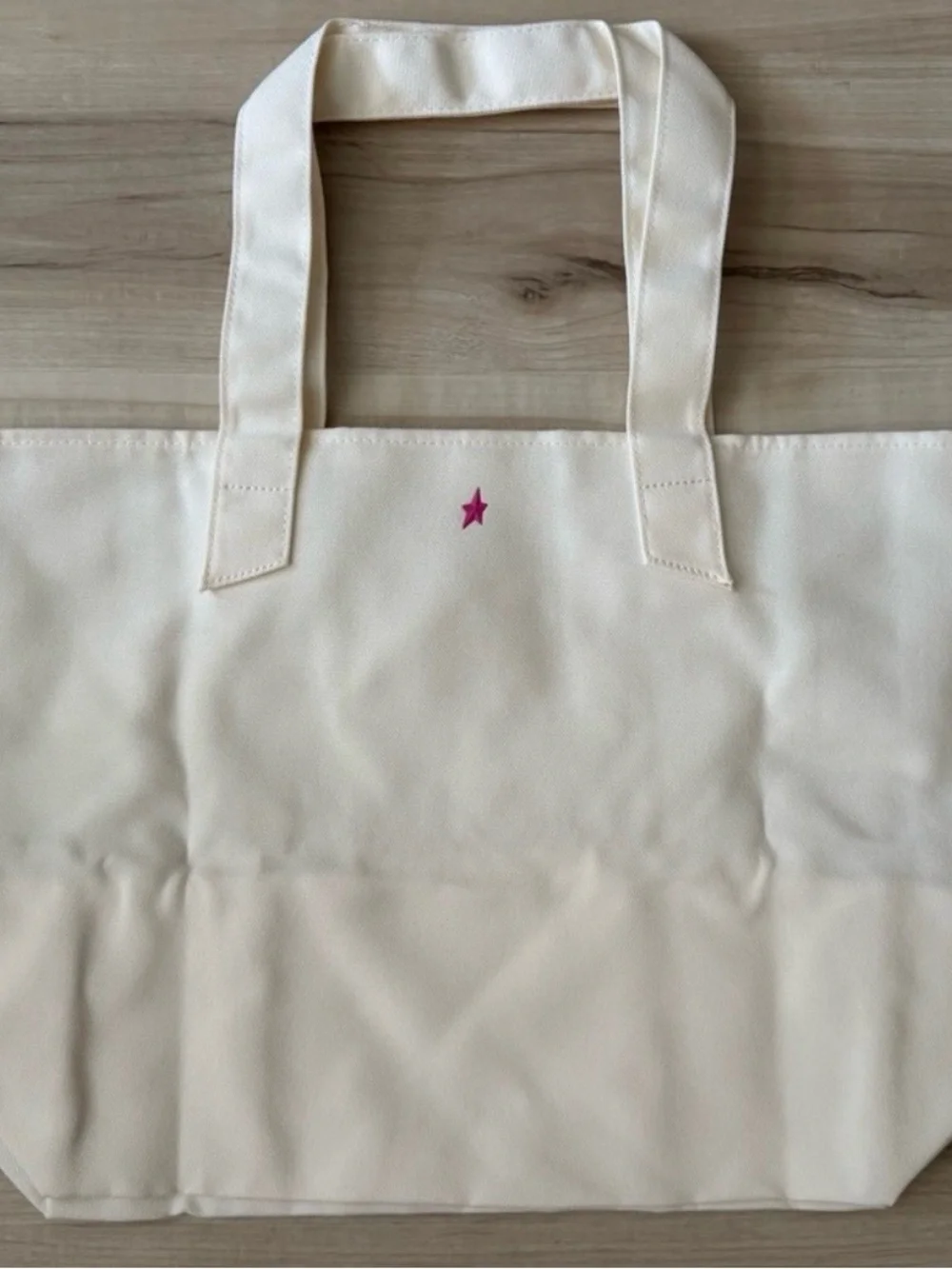 Mugler pink heart & silver star key charm